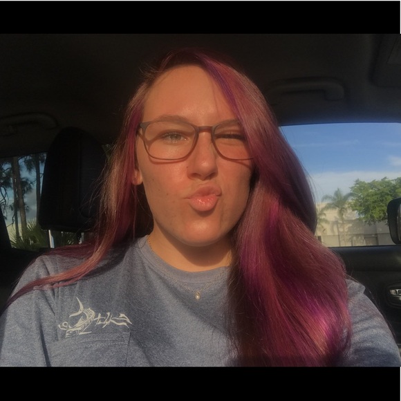 Meet your Posher, Samantha - Picture 1 of 1